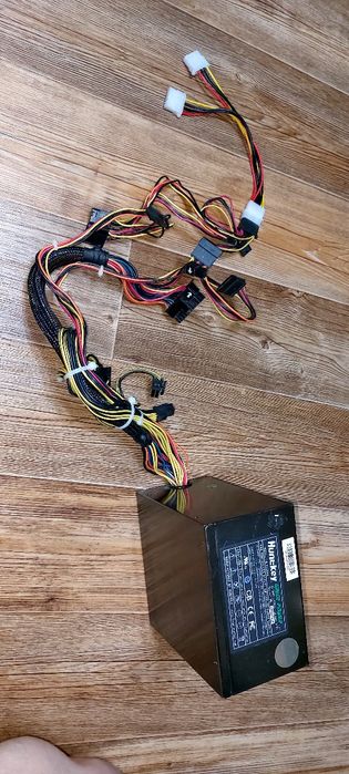 Блок питания HuntKey