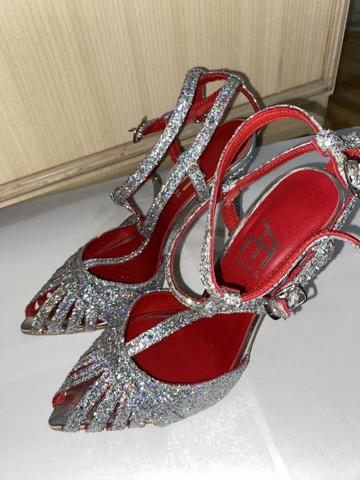 Pantofi cu toc de ocazii