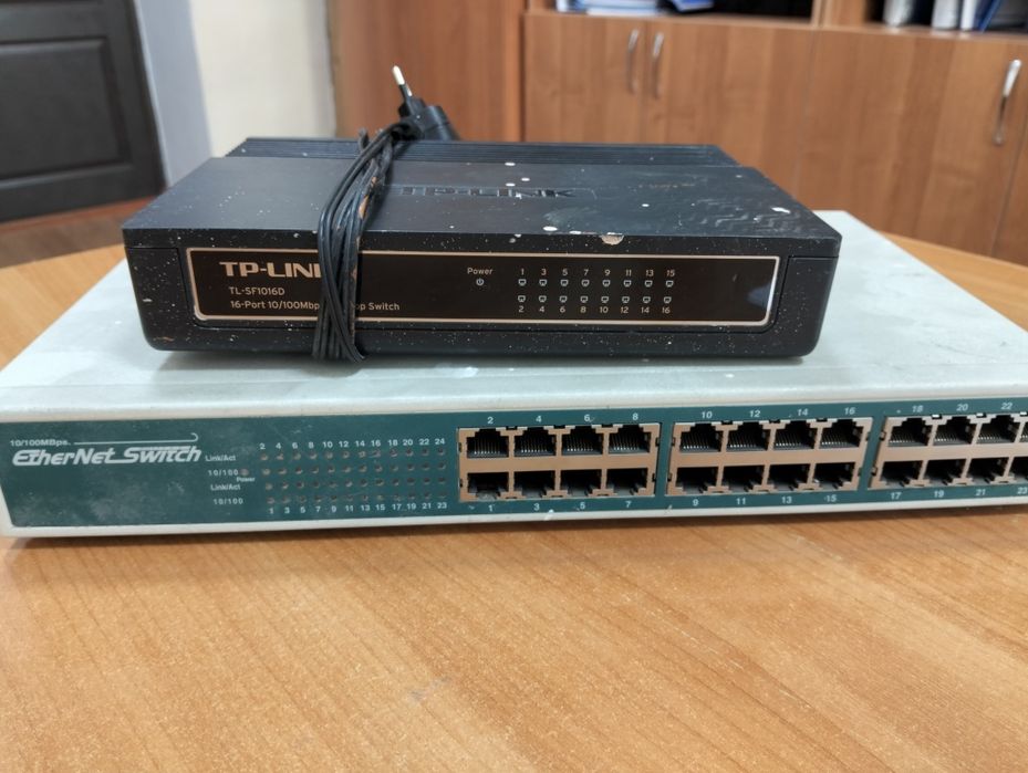 Продам 1 хаб 16 портовый