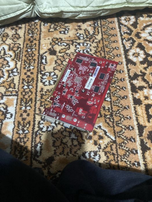 Радеон видюха отличный