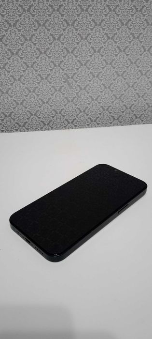 Продам iPhone 13 256 GB