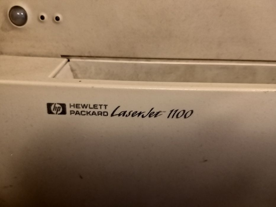 Продам принтер HP LaserJet 1100,б/у