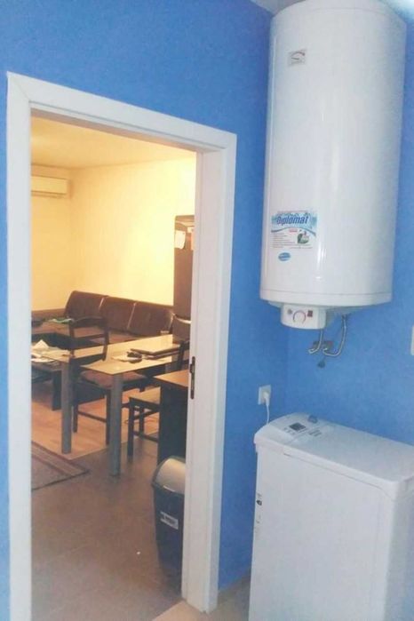 Продава се Двустаен апартамент в София, Гоце Делчев - 70 кв.м за 2000 €/кв.м - Снимка #2