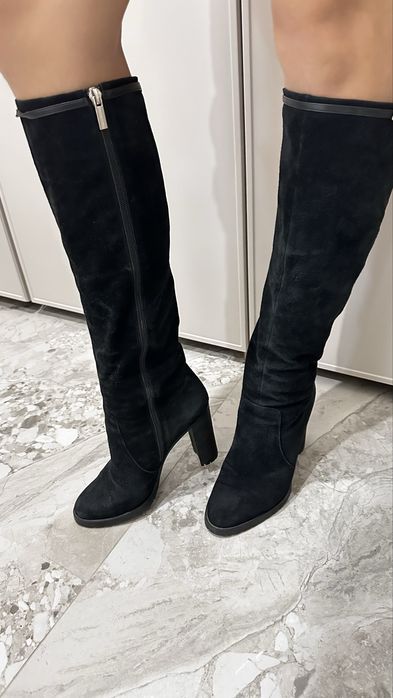 Продам женскую зимнюю обувь