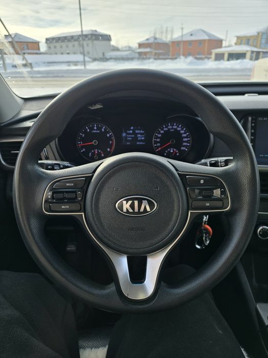 Kia K5 , 2015 Ж Объем 2 , Газ