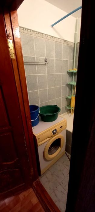 Продам 2 к кв., в 5 мкр.