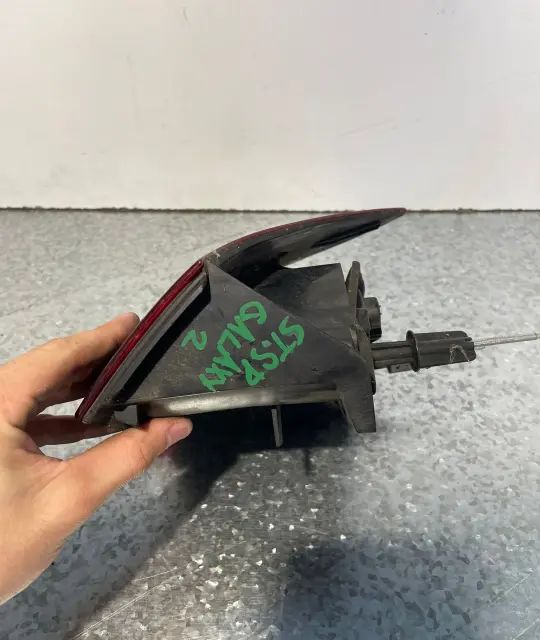 Lampa / Tripla stop stanga pe hayon Ford Galaxy 2006