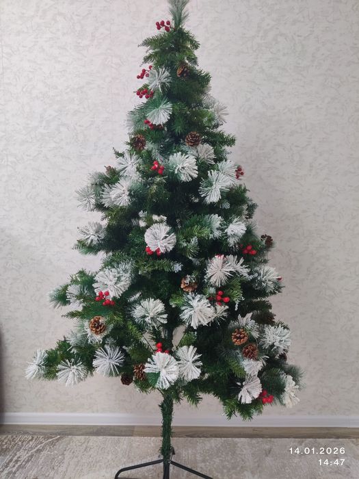 Искусственныая ёлка