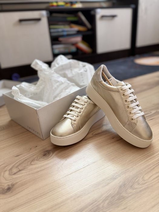 Чисто нови кецове на Geox 38 номер