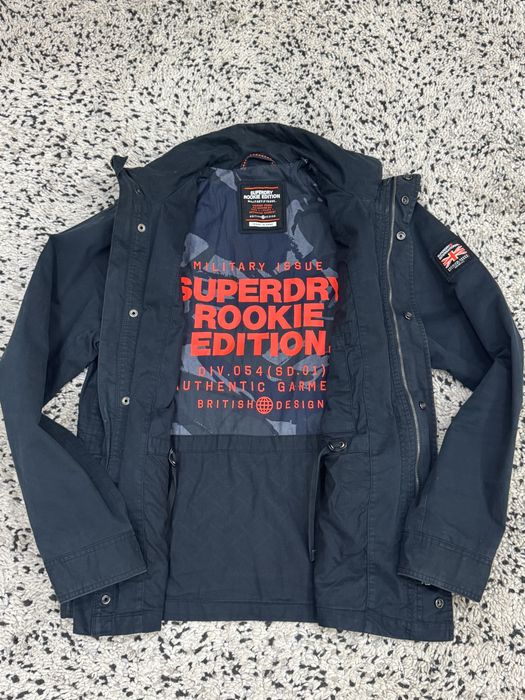 Мйжко яке SUPERDRY .Размер L