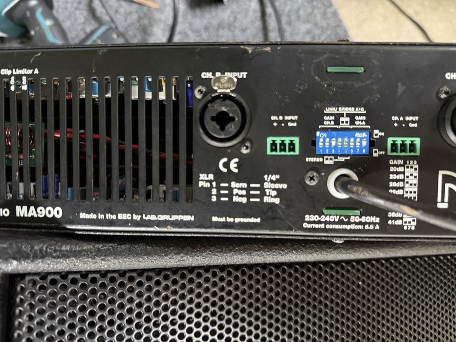 Amplificator Martin Audio ma900, fabticat de Lab Gruppen