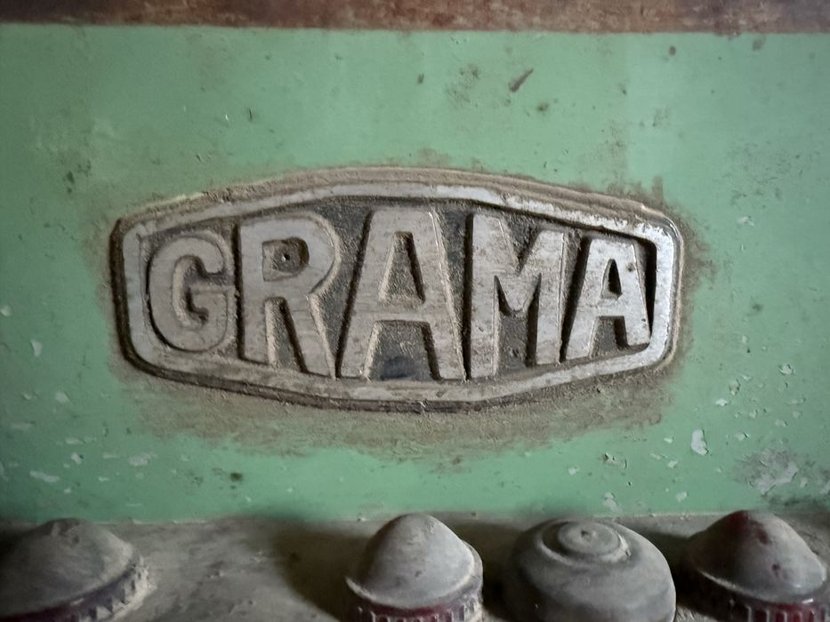 Mașină rindeluit & profilat pe 4 fețe – GRAMA (Danemarca)