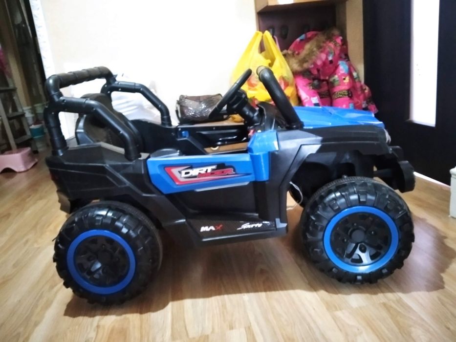 Машина для детей