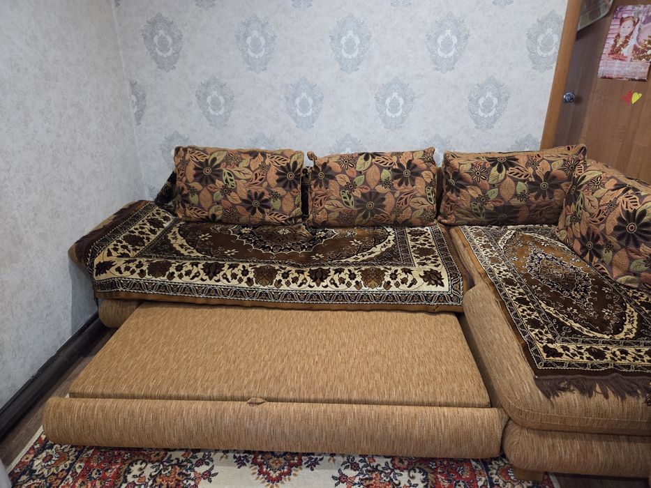 Продам диван б/у