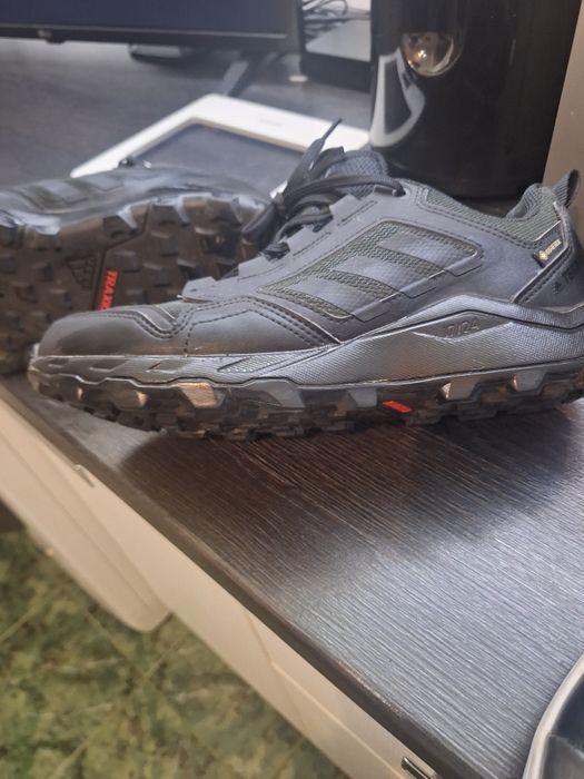 Маратонки adidas terrex