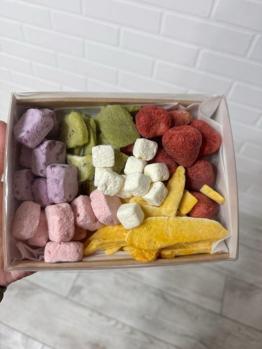 Сублимированное манго и сублимированная клубника, набор микс