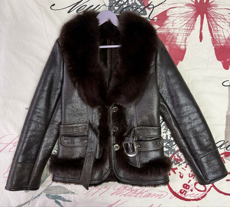 Cojoc scurt Vesa, blana miel si vulpe polara