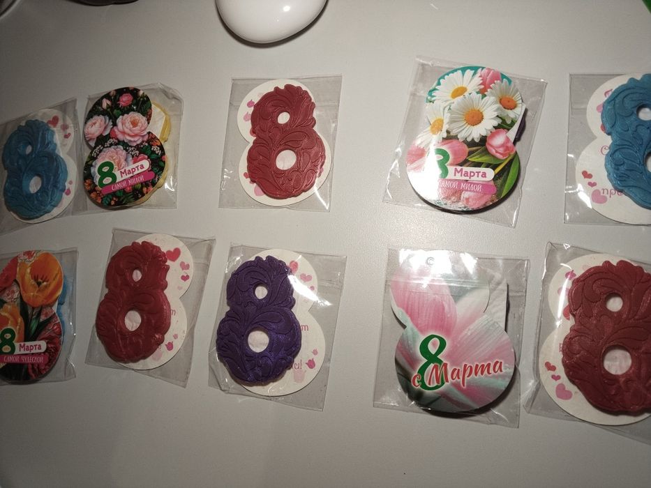 Шоколад с открыткой 8 марта
