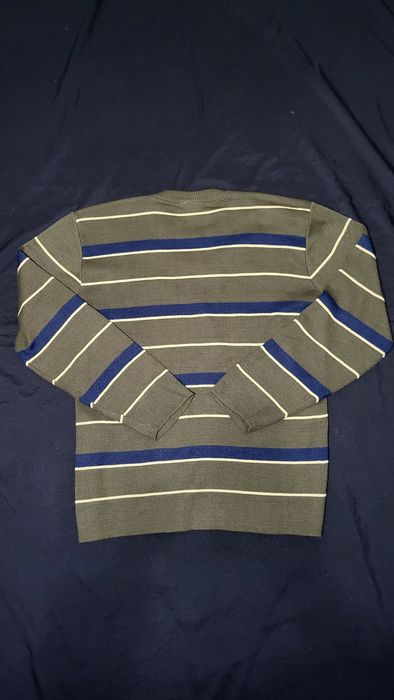 Продам пуловер Lacoste