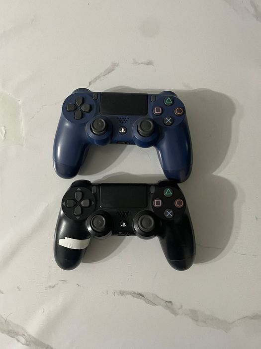PS4 Slim 520 гб с куча игр ( в хорошем состаяние )