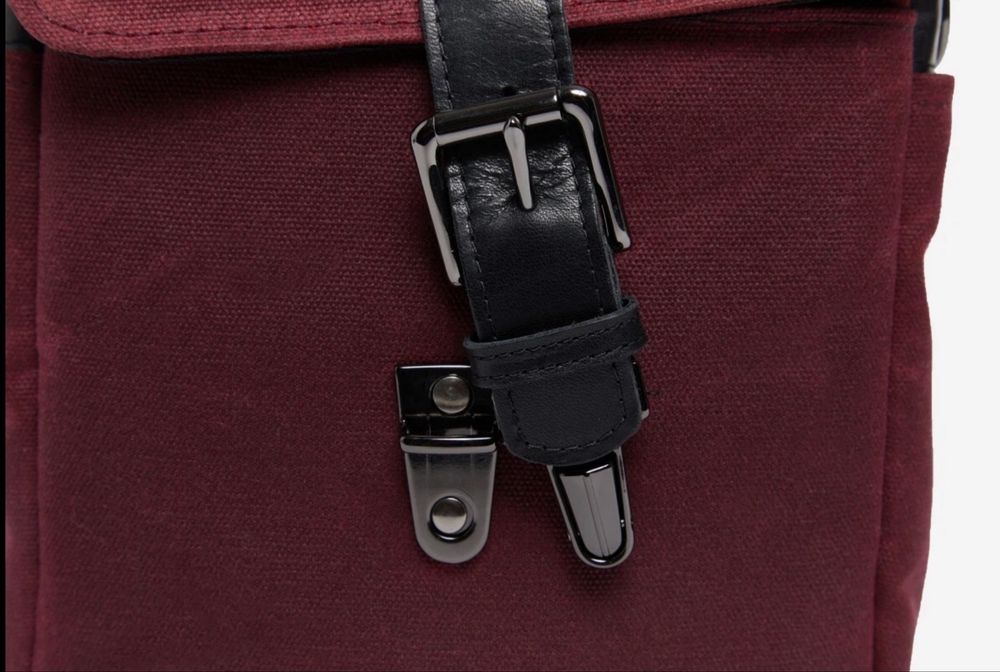 Geanta foto ONA Bond Street Canvas  (Burgundy) ideala Leica