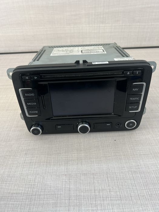 Наригация VW Passat B7