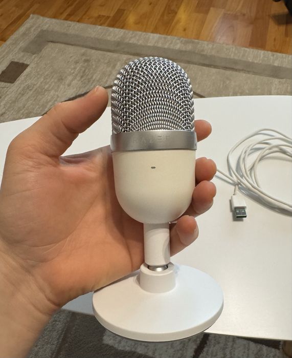 Microfon gaming Razer Seiren Mini, Alb mercury