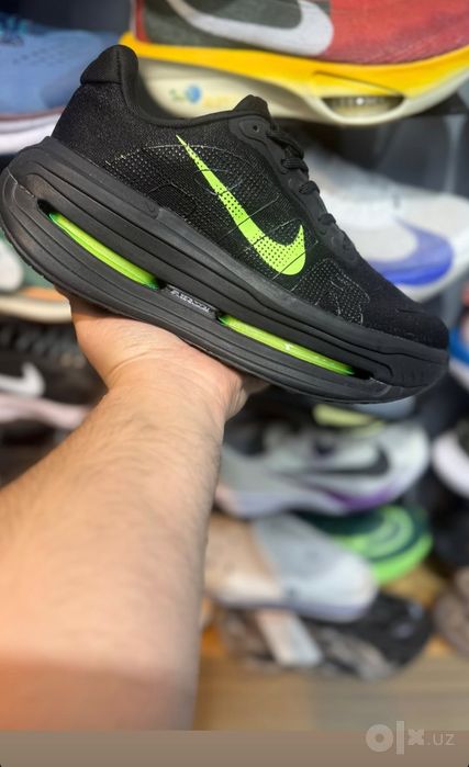 Nike Vomero premium