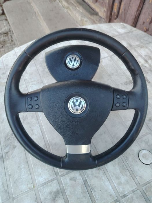 Волан за vw touran, caddy и golf 5