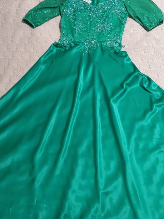 Продам вечернее платье