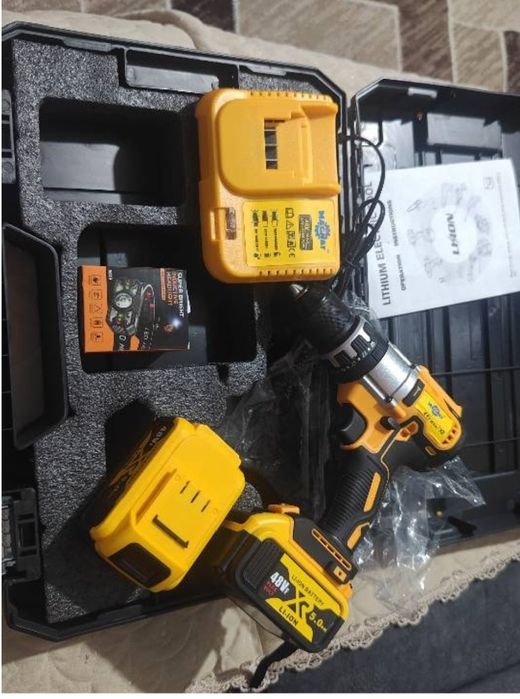 Шуруповерт магнат новый