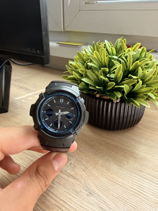 Часовник G-shock