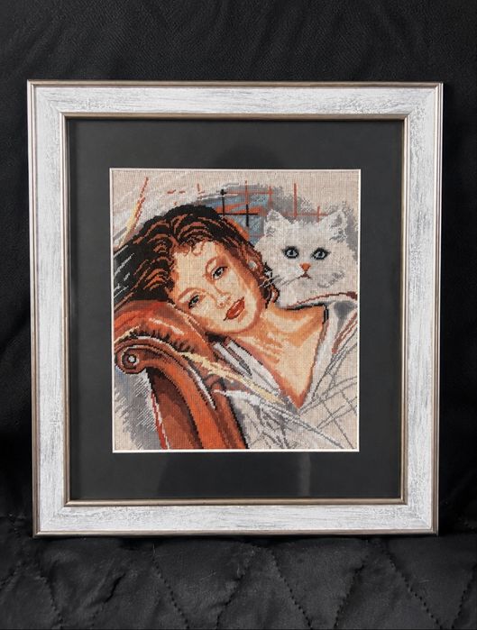 Reverie Felină,goblen cusut manual după diagrama ,înrămat 800 Ron  – punct mic (petit point)  –dimensiune:16 × 20 cm Preț: 800 lei ușor negociabil