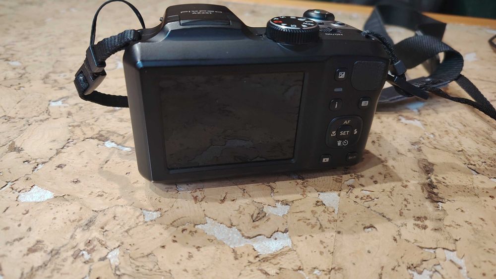 Фотоапарат Kodak PixPro AZ251