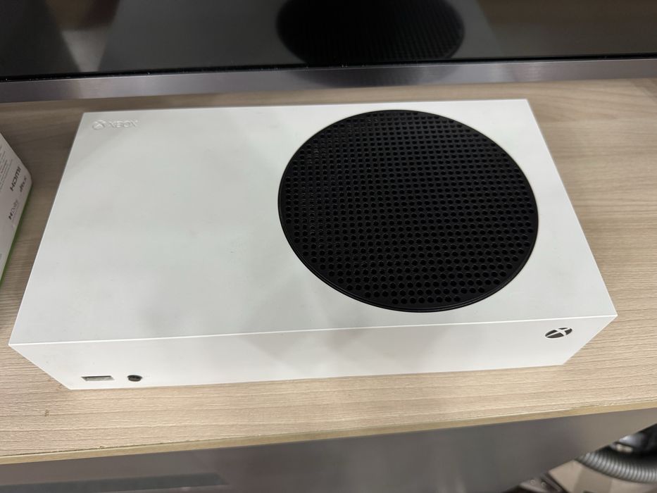 Продам xbox series s