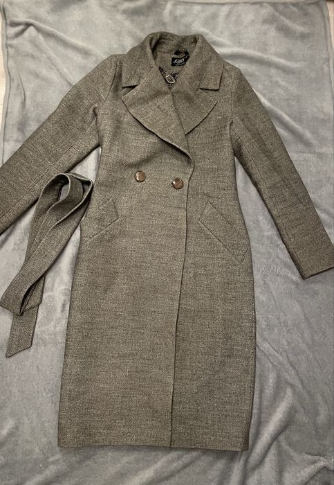 Продам пальто женское