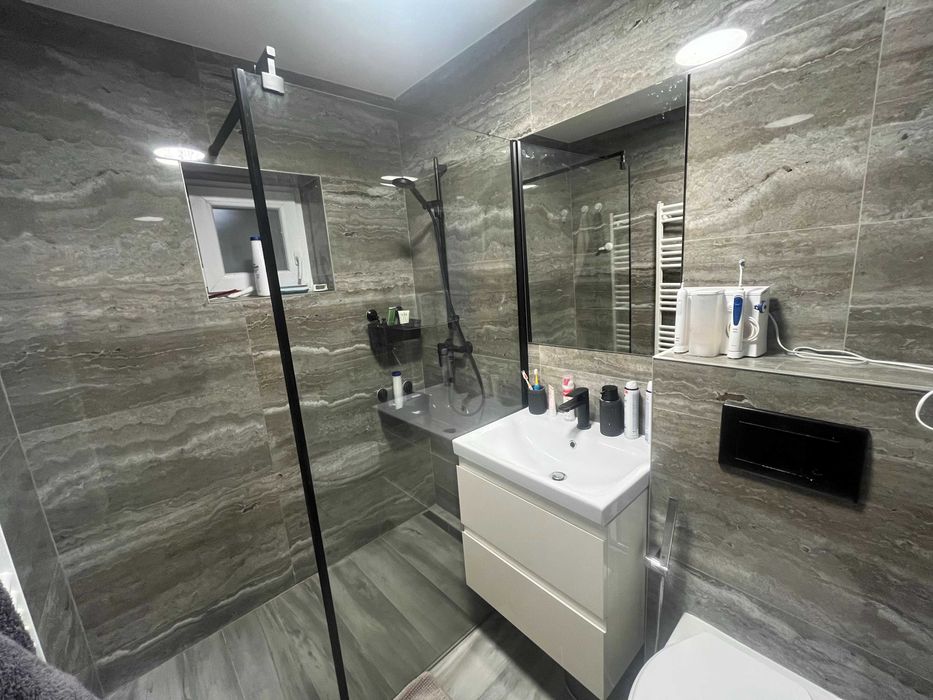 Apartament doua camere decomandat | 52 mp | 2 balcoane | Bucovina - langa parc | centrala + 2 AC
