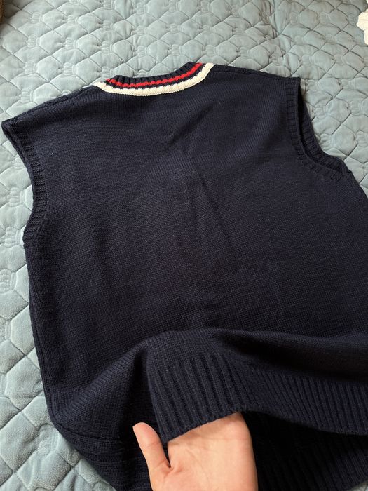 Жилет для школы.