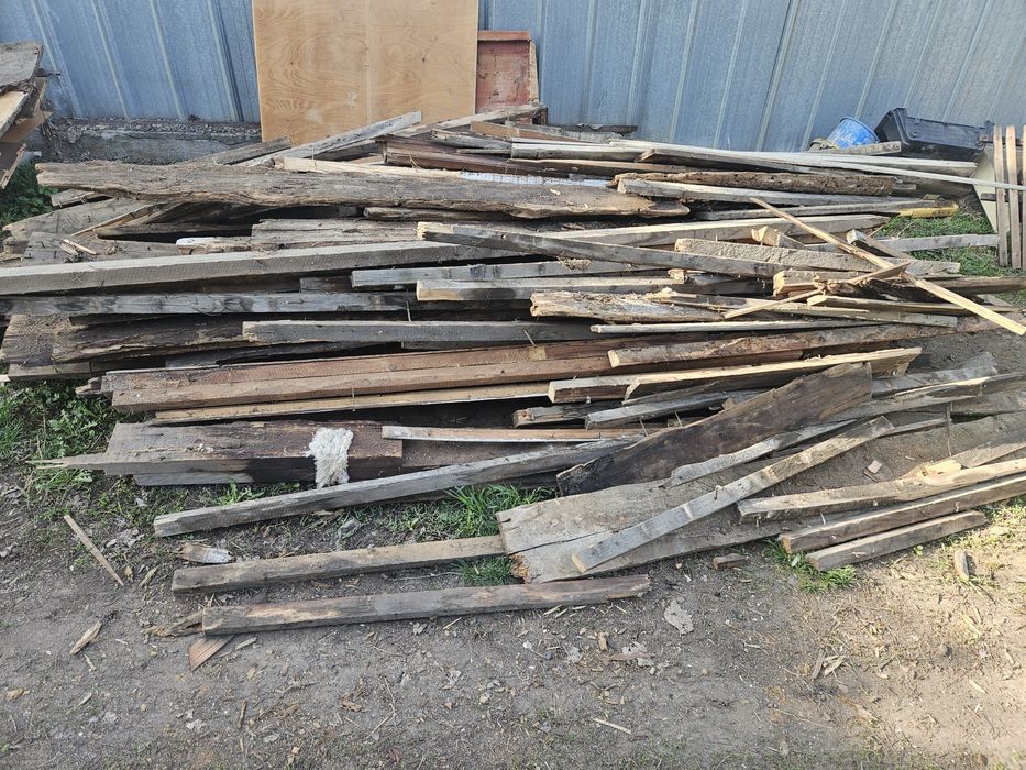 Дрова, старые доски, самовывоз, бесплатно