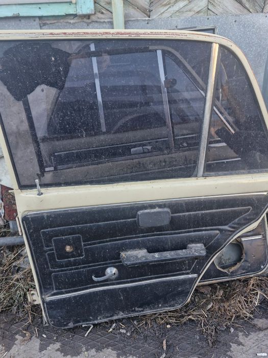 Продам 4 двери ваз 2101