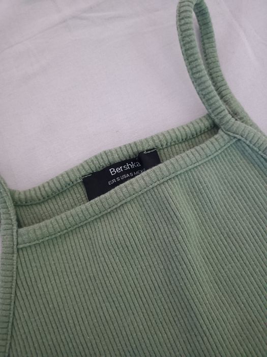 Къса,зелена рокля от Bershka