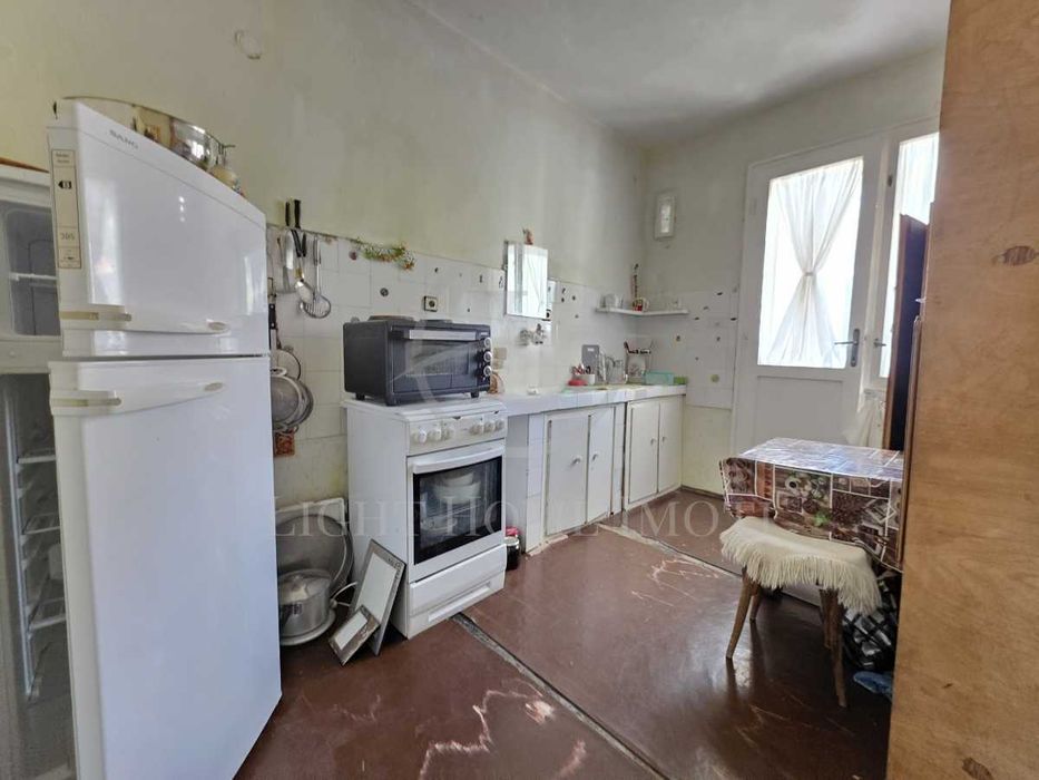 Продава се Тристаен апартамент в Пловдив, Център - 120 кв.м за 3750 €/кв.м - Снимка #7