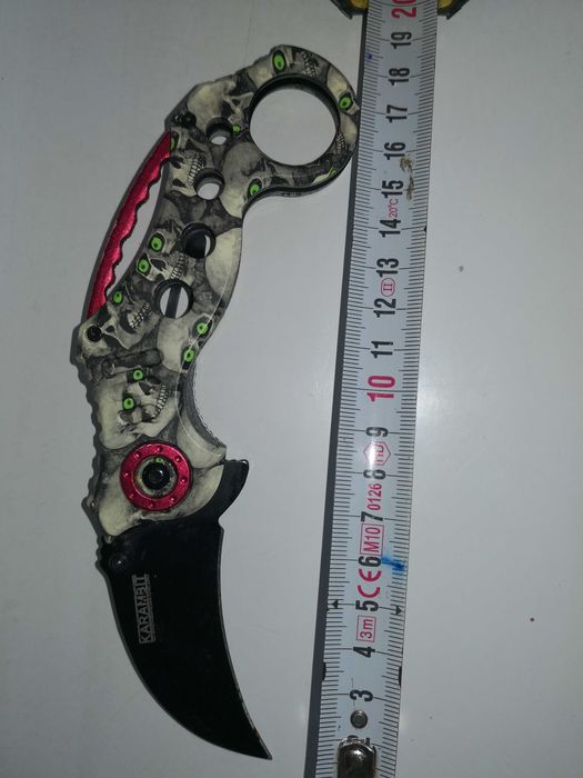 Продавам,Индонезийски нож /КARAМBIT/Кали/Арнис/Ескрима