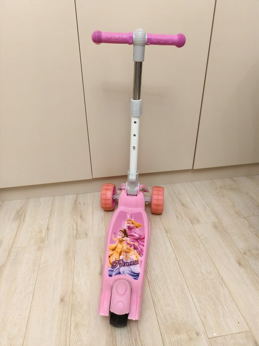 Самокат фирмы Scooter