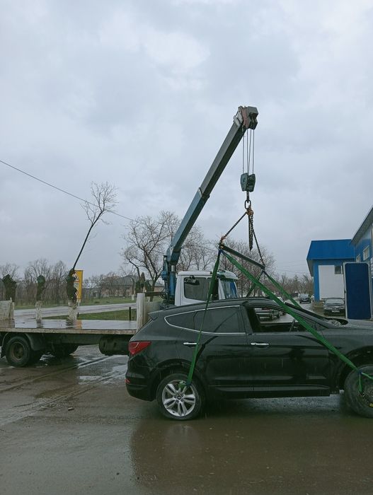 Манипулятор эвакуатор автовышка