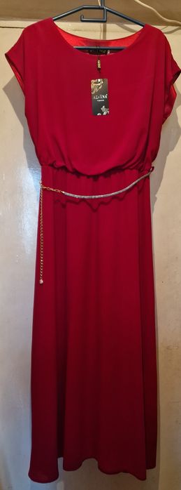 платья  шикарные 48- 50рр