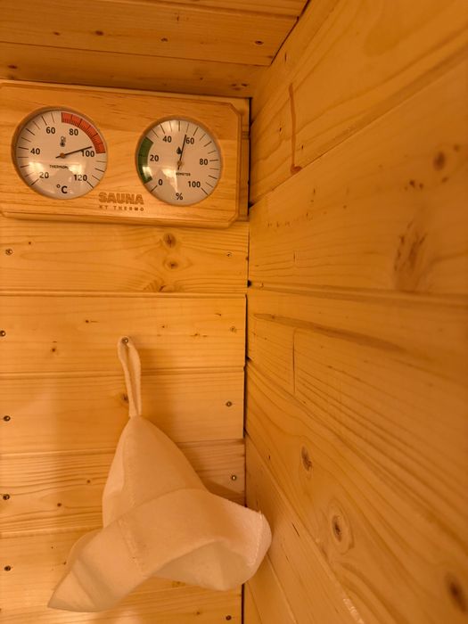 Sauna finlandeza custom interior/exterior, adaptata spatiului si nevoilor tale , materiale profesionale, montaj rapid, garantie 2 ani