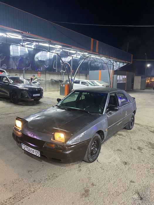 СРОЧНО продаётся Мазда 323.На ходу