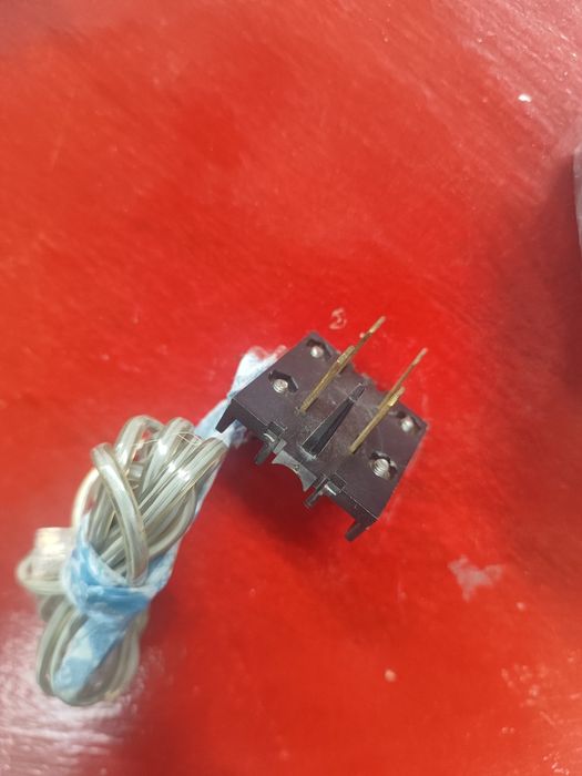 Домашнии телефон Panasonic