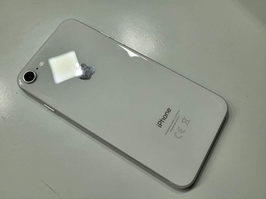Iphone 8 Whte TuchID defect Impecabil ca Nou Poze Reale